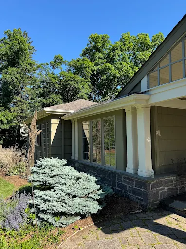 Sparkling windows Bergen County home