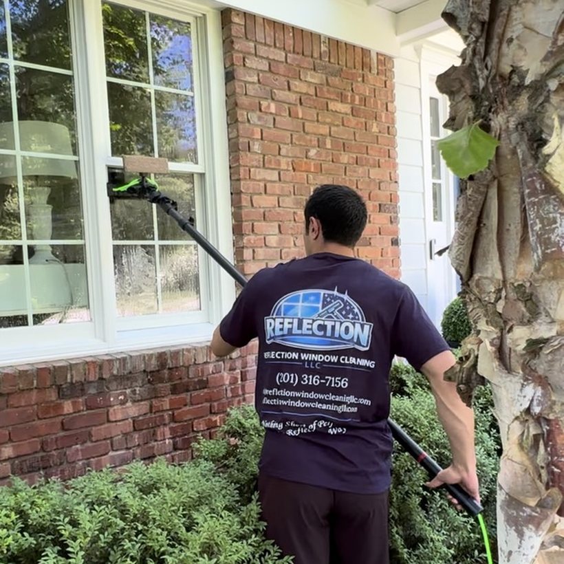 Reflection crew on the job
