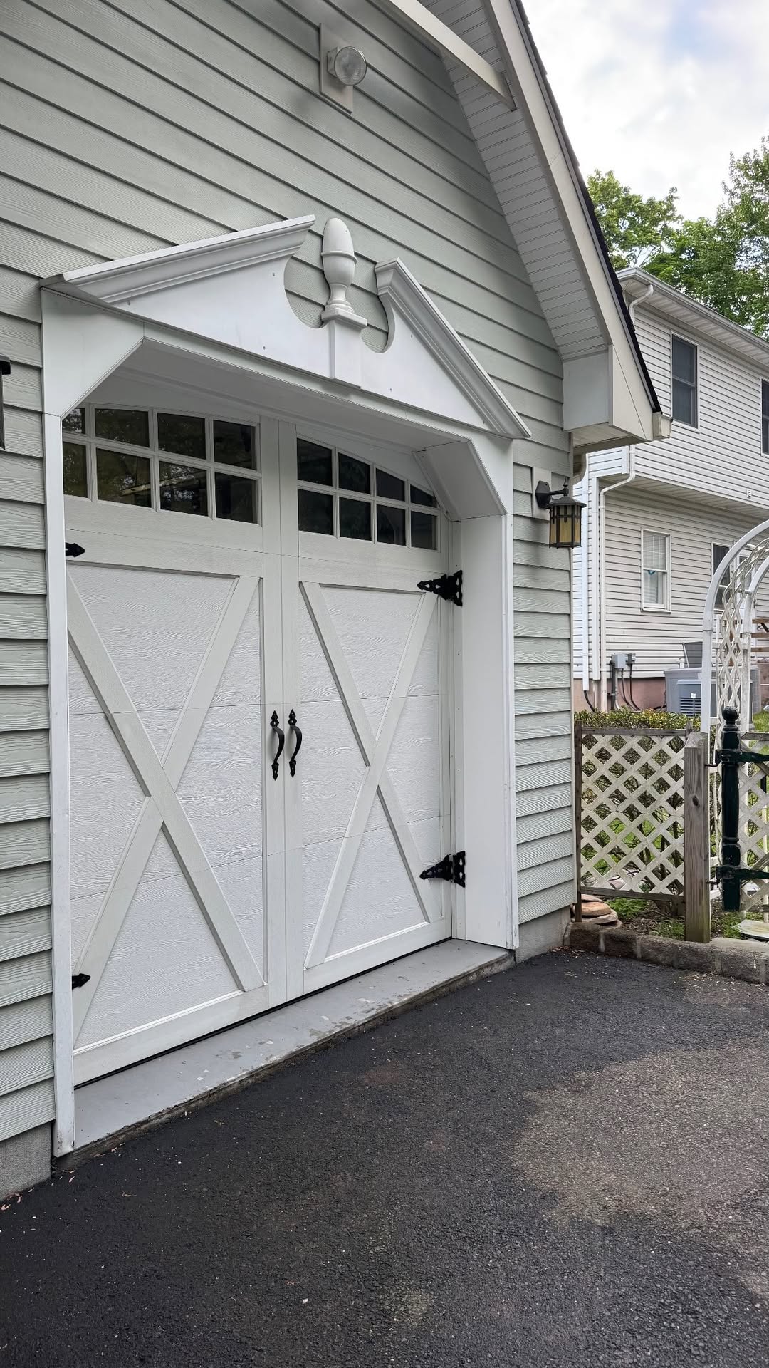 Garage door cleaning Bergen County