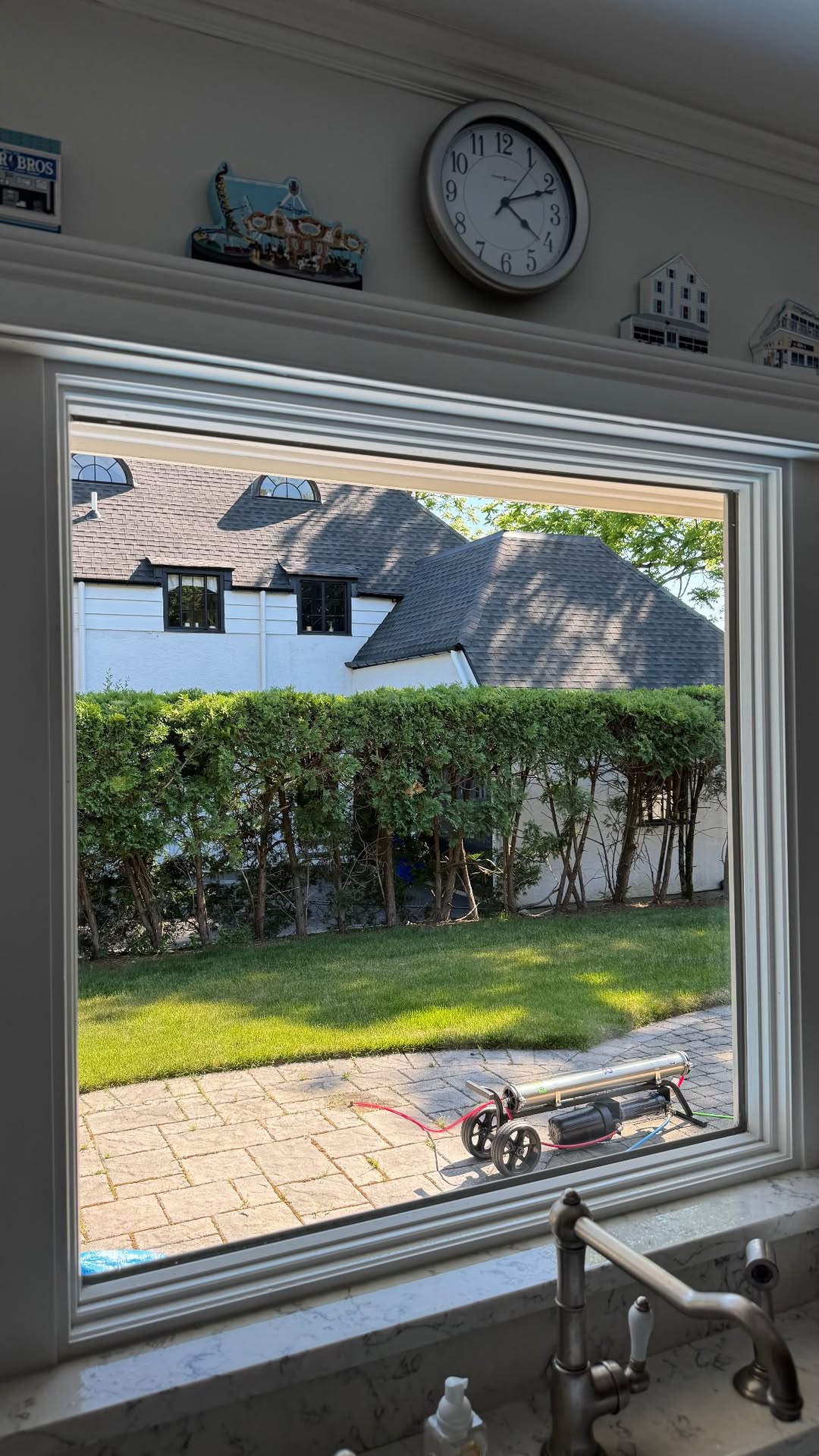 Interior window cleaning result